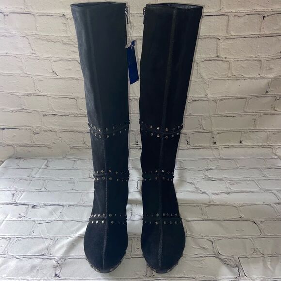 NWOB Stuart Weitzman Conan Studded Black Suede Knee Boots Size 8.5 - Picture 5 of 9